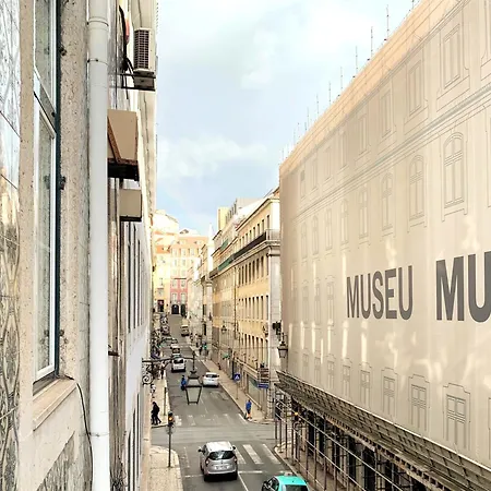 Sj1d Heart Of Baixa With New A/c * Stylish *